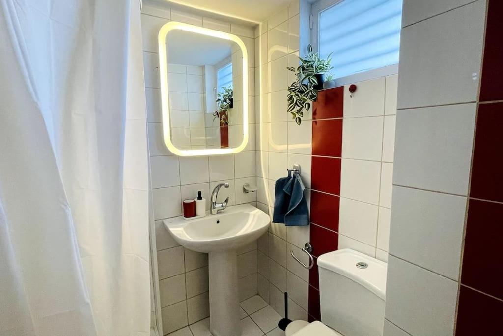 Cybele Apt Downtown Apartman Vólosz Kültér fotó